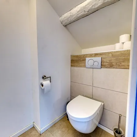 & - Jacuzzi - Sauna Appartement