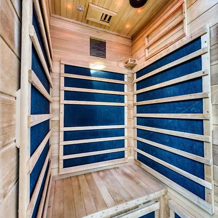 & - Jacuzzi - Sauna *